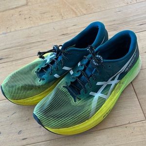 ASICS Metaspeed Sky+